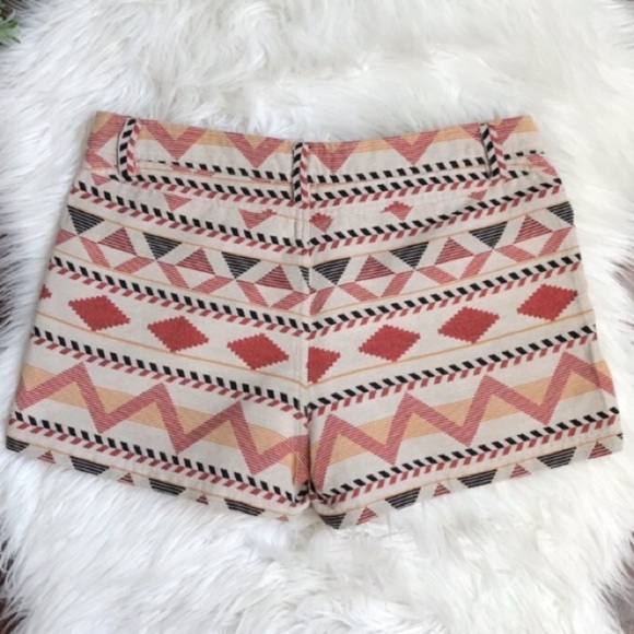 BB DAKOTA Anita Tribal Print Jacquard Textured Shorts - Picture 6 of 8